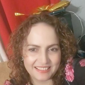 Meet your Posher, Nadia